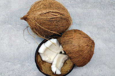 Coconut (trace)